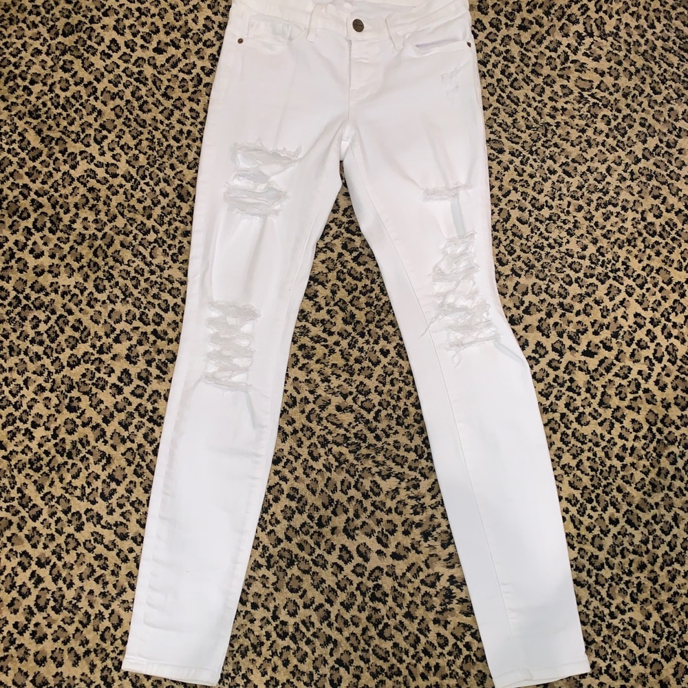 FRAME Le Skinny se Jeanne white ripped jeans